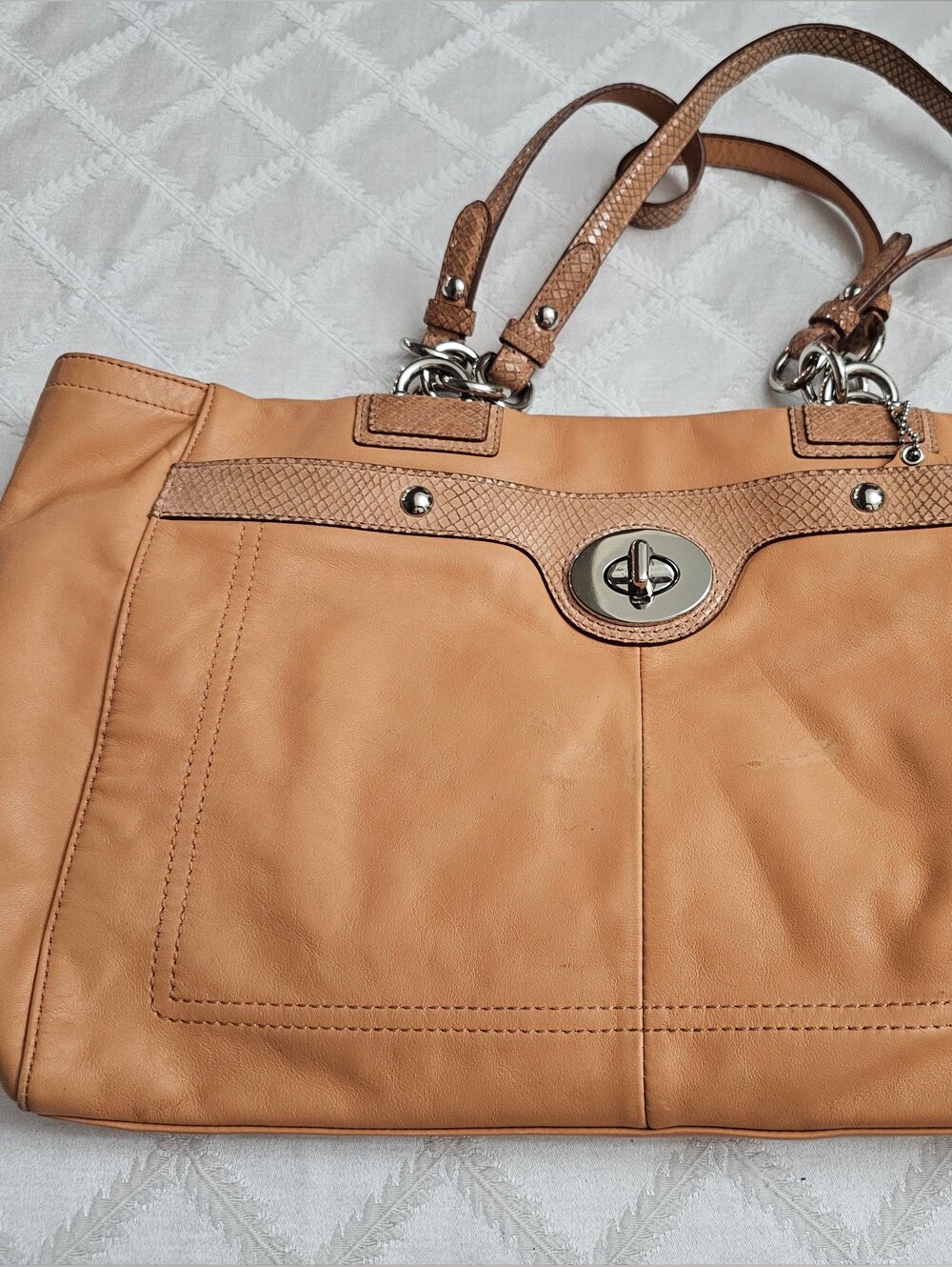 Coach Penelope Carryall Leather Tote Bag with Turn-Lock Closure